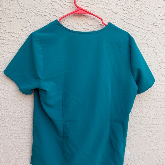 Figs scrubs set - Picture 2 of 5